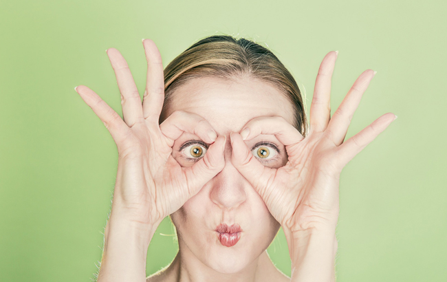 Как выглядеть моложе с помощью макияжа: топ-5 способов